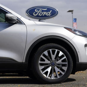 Ford cierra fábricas en Brasil y mantiene sus planes de inversión para Argentina.