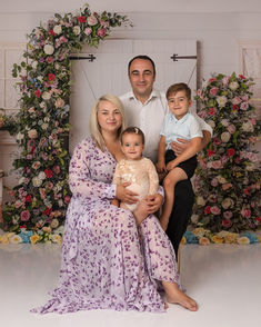1st cake smash photoshoot in Hemel Hempstead