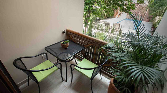 balcony