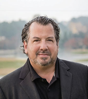 EJw (1)_edited_edited.jpg