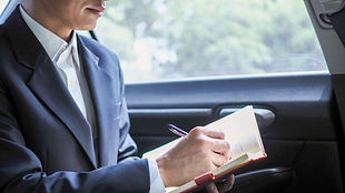 Navigating-Business-Visits-With-a-Personal-Chauffeur-at-Your-Service-1.jpg
