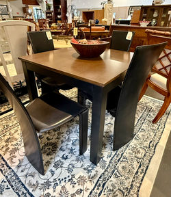 Dining TAble square with tripod leather chairs