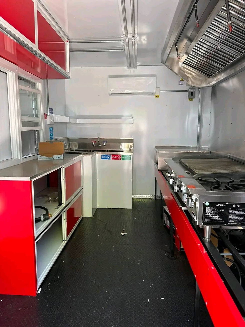 Thumbnail: Fully Equipped Mobile Pizza Trailer
