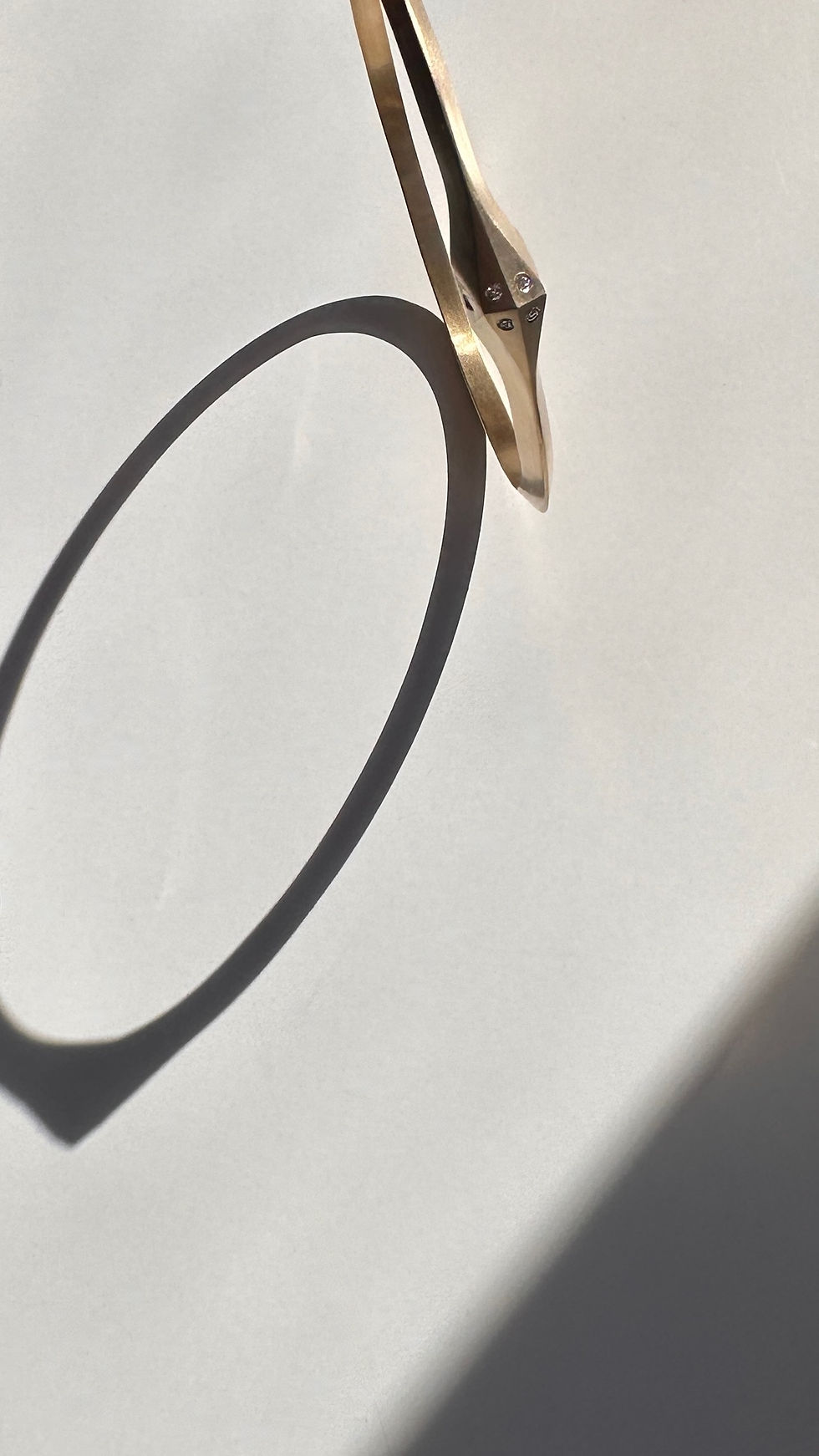 Thumbnail: Diamond Triangle Bangle