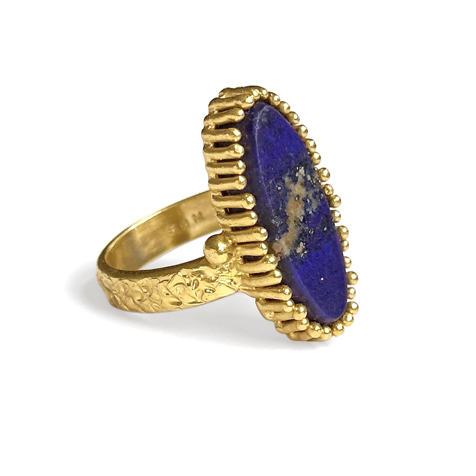 Thumbnail: Lapis Scarabesque Ring