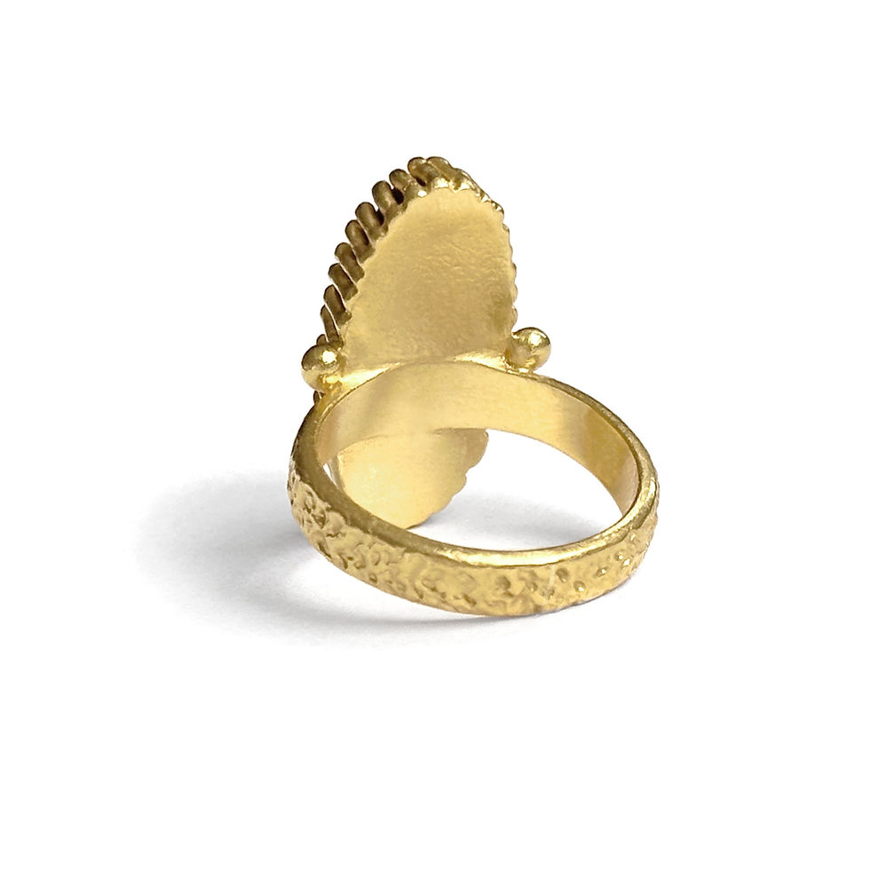 Thumbnail: Lapis Scarabesque Ring