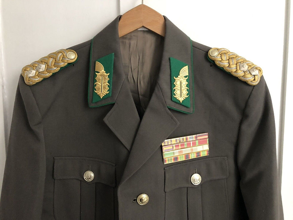 Thumbnail: Original East German Generals Tunic DDR Medal bar Grenztruppen