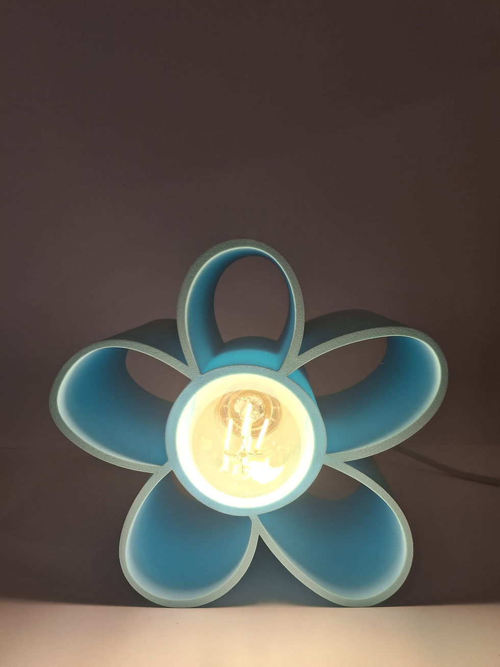 Miniatura: LAMPARA IRIS DE LUZ CÁLIDA FABRICADA EN IMPRESIÓN 3D POR CALMAPOINT.COM CON MATERIALES VEGETALES 