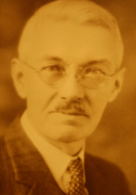 1915 - Charles V. Glynn *