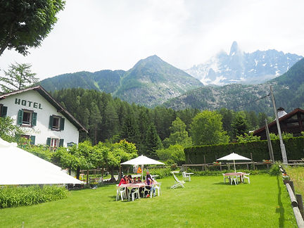 Hotel La Prairie in Les Bois