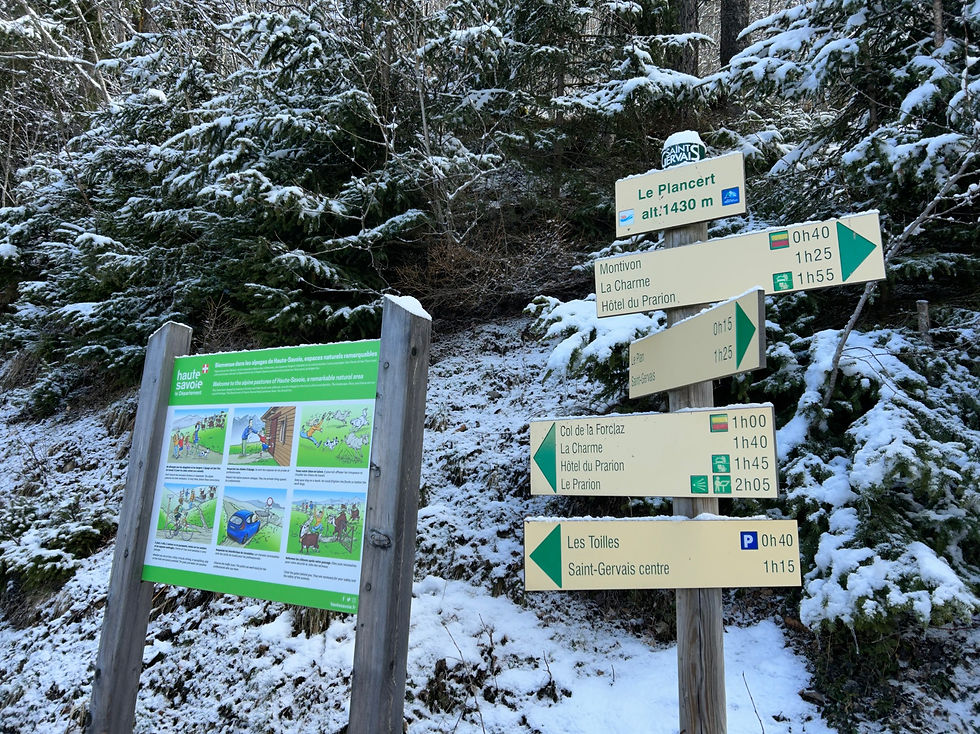 Information Sign and Trail Marker at Les Plancerts