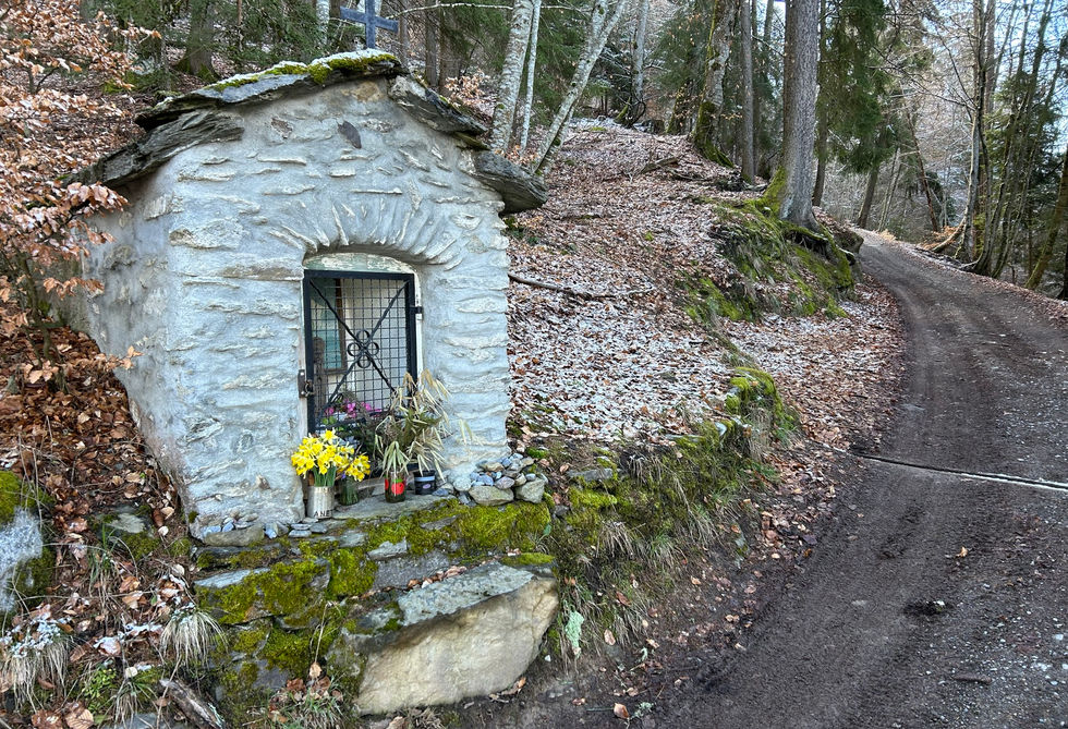 Oratory near Montivon