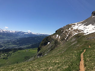 On the way to Chalets de Mayeres