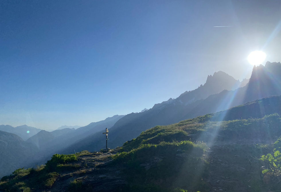 Sunrise at the Refuge de Plan de l'Aiguille