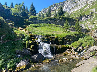 Small waterfalls on the way to the Cascade de Sales
