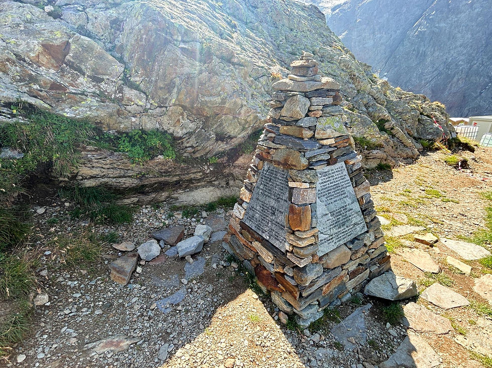 Malabar Princess Monument near Nid d'Aigle