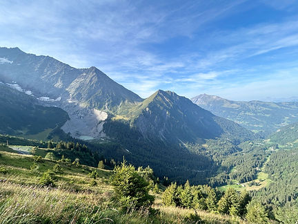 Climb up to Mont Lachat