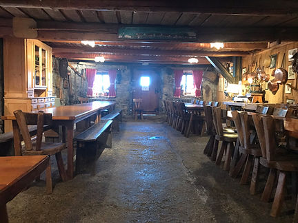 Inside Refuge de Tornieux