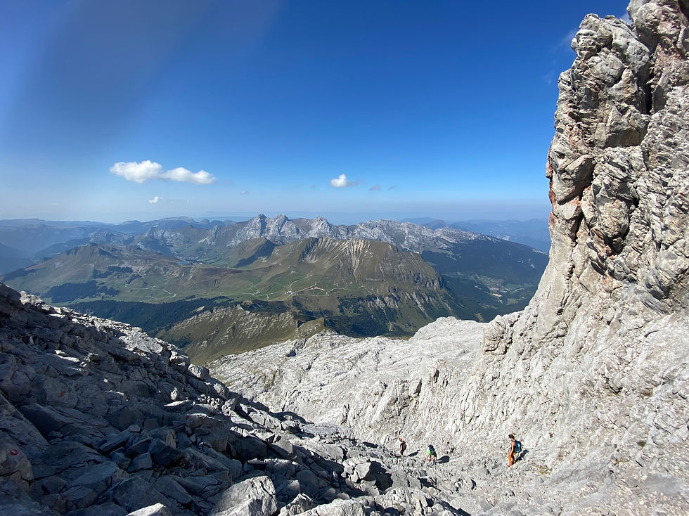 Steep climb up Pointe Percee