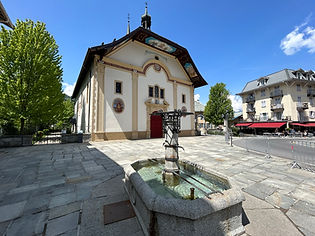 Water Fountain near Eglise St-Gervais et St-Protais