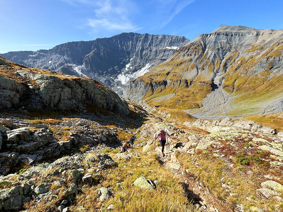 Climb up to Col des Corbeux