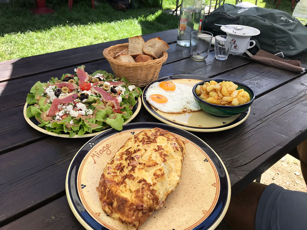 Heavy lunch at Chalets de Miage