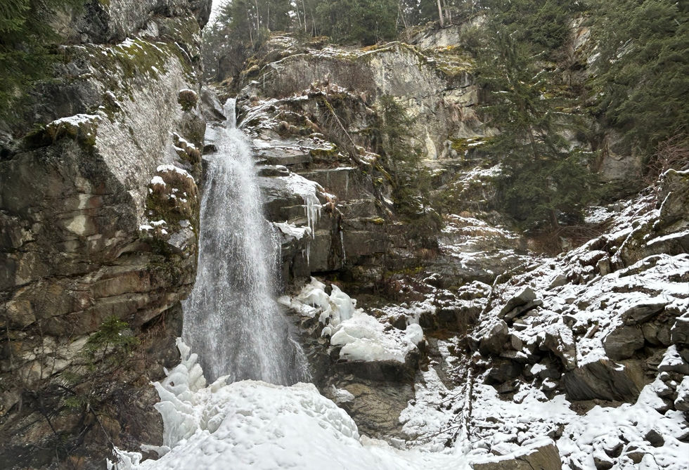 Cascade du Dard in Winter