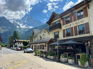 Le Petit Social in Les Praz