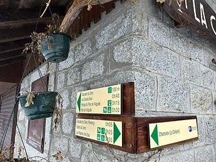 Cascade du Dard Trail Marker