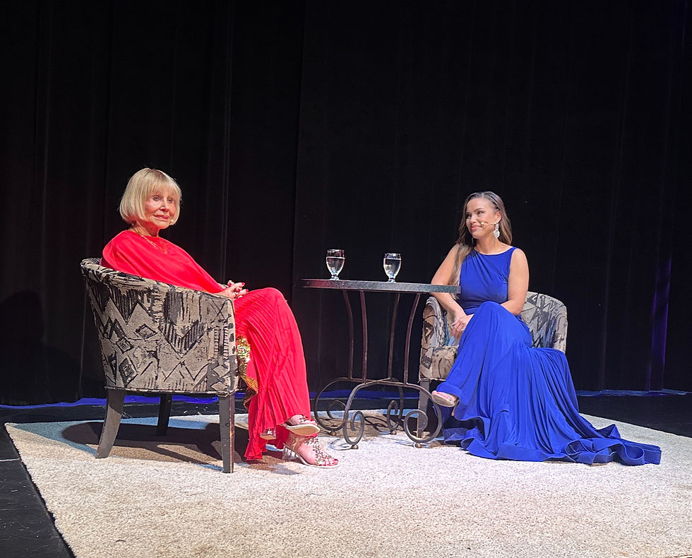 On stage interview with Donna Smith!