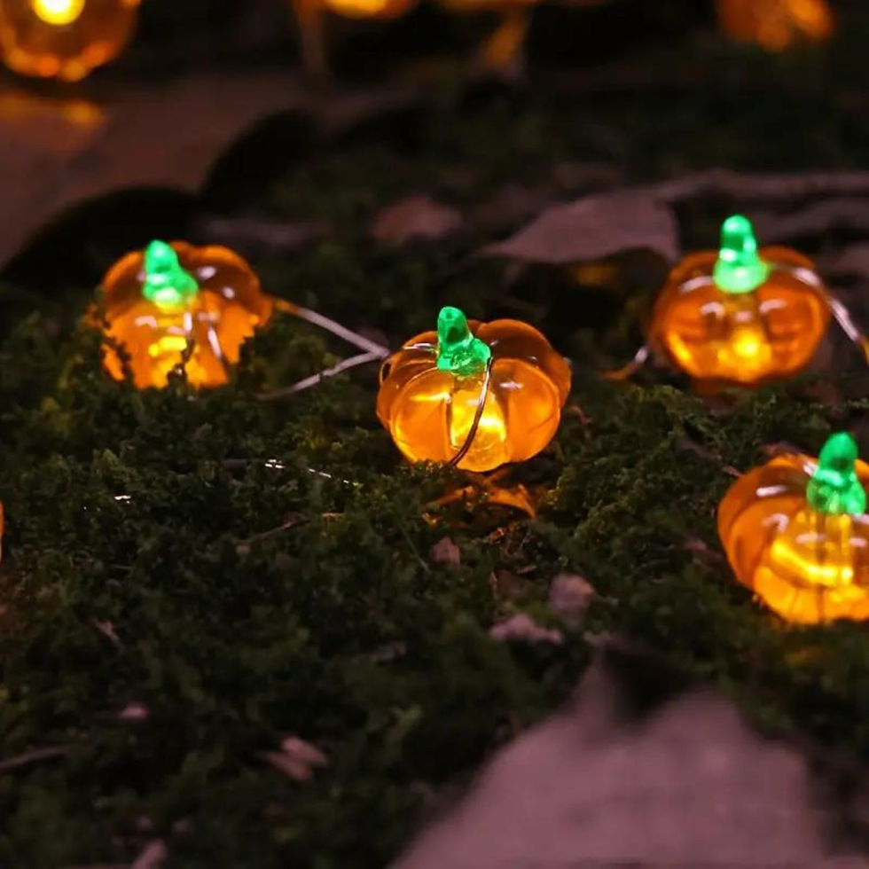 Thumbnail: LED Pumpkin String Lights for Autumn Decoration & Halloween