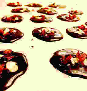 Raw Christmas chocolate