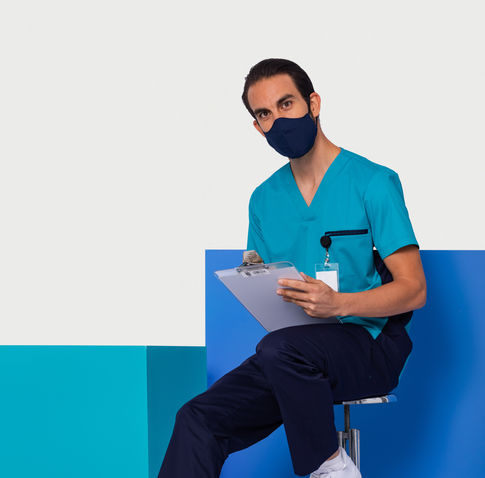 Pijamas quirúrgicas para hospitales y centros de salud.