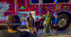 Holiday Cheer Fire Engine