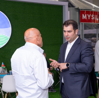 19-cu Kənd Təsərrüfatı sərgisi Gilan Pivot stendi