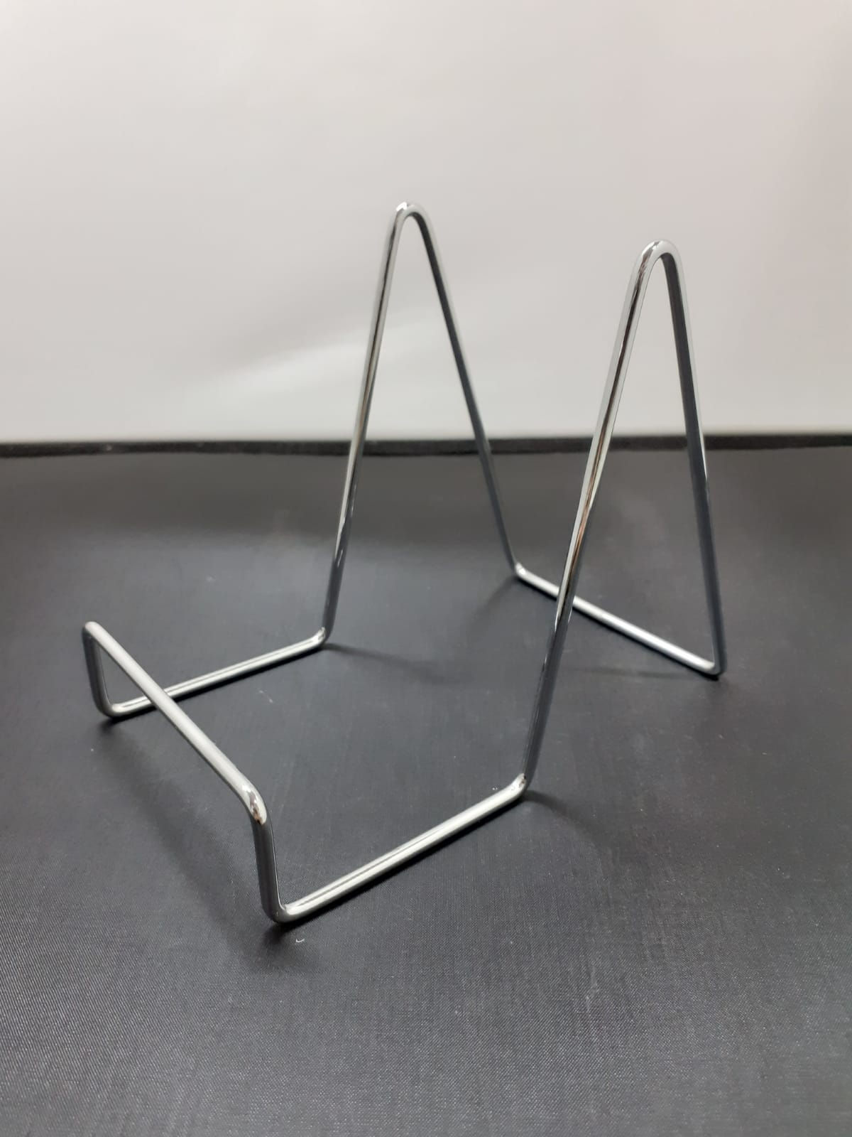 Expositor Multiuso Cromado G para Carteira, Cartão, Livro e Acessórios