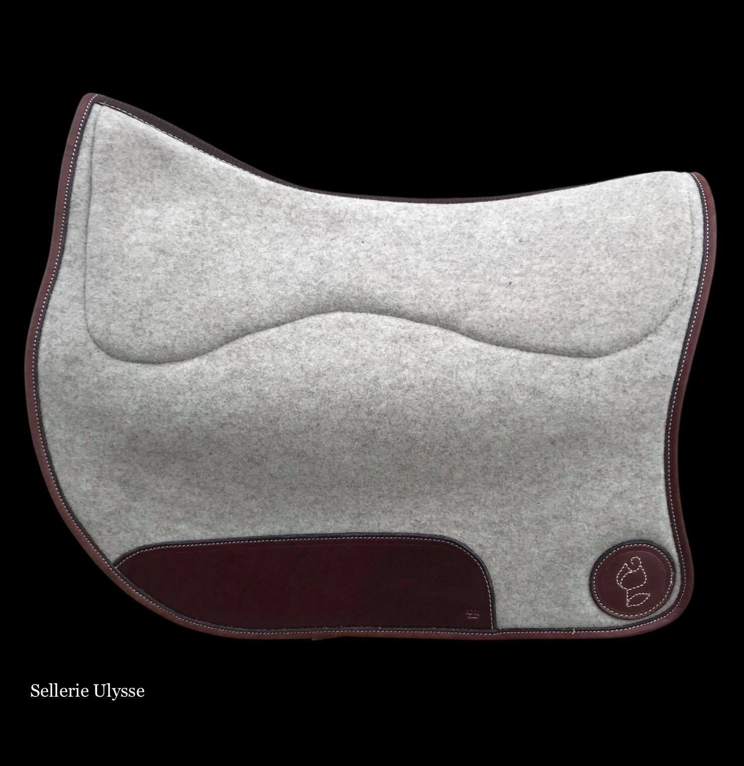 Tapis de Traditionnel en Feutre Ecru & Chocolat