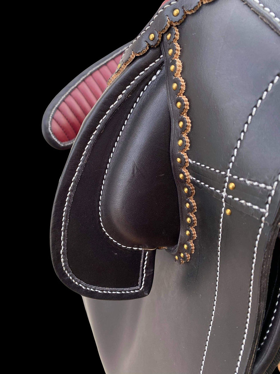 Miniature : Selle Camargue Demie Noire & Bordeaux "Pommeau Cannelé"