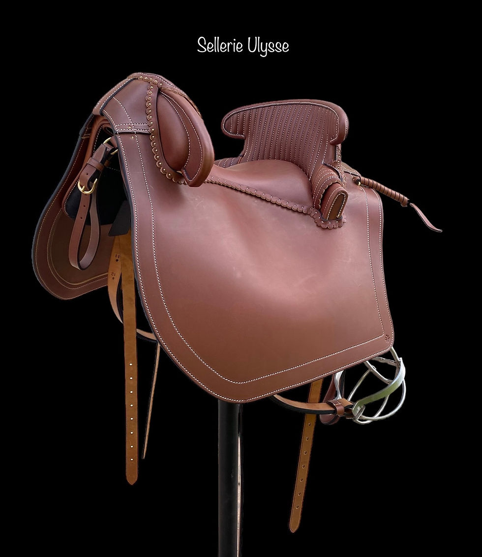 Miniature : Selle Camargue Demie Noisette "Pommeau Cannelé"