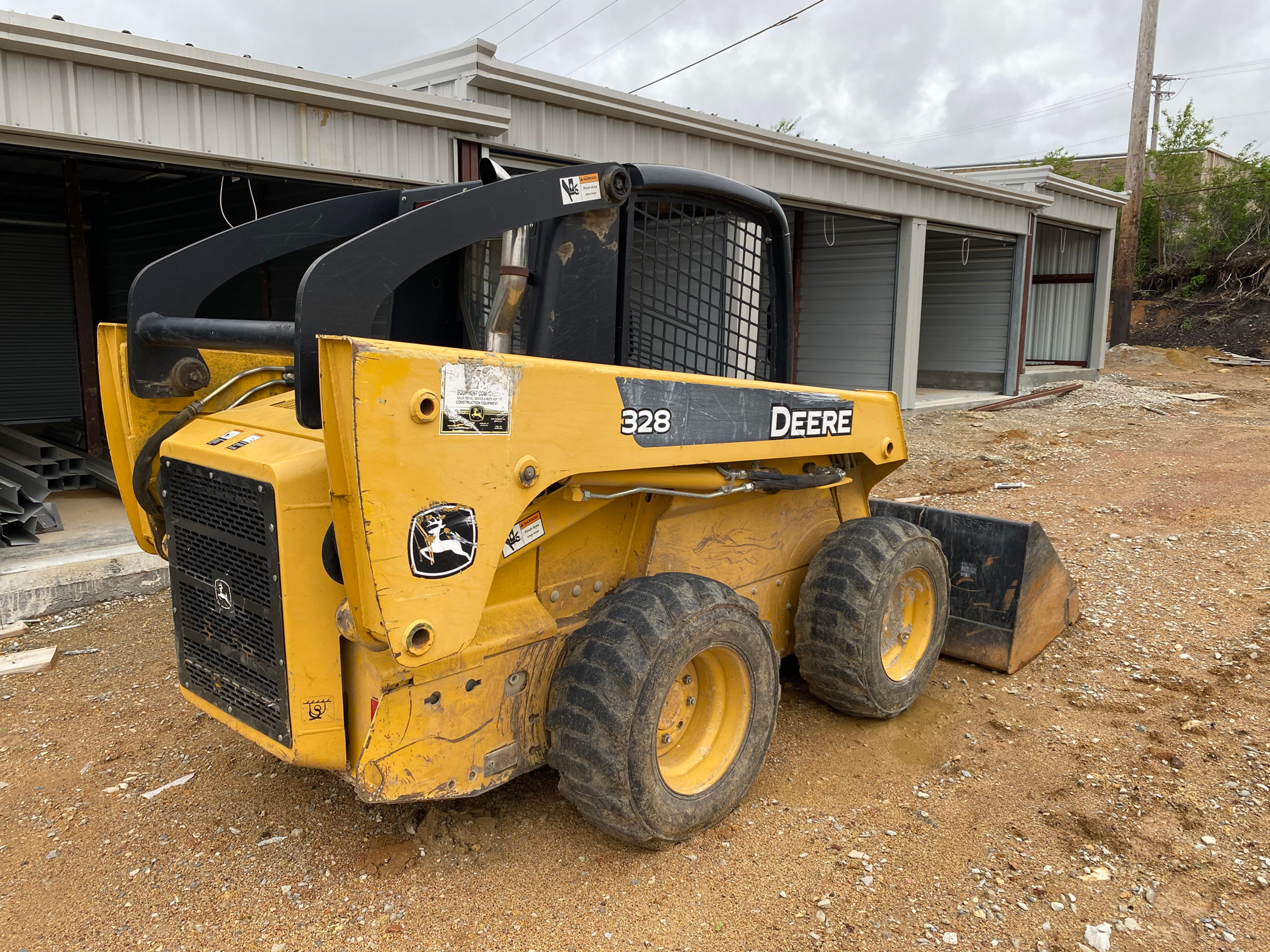 2012 DEERE 328 SKID STEER