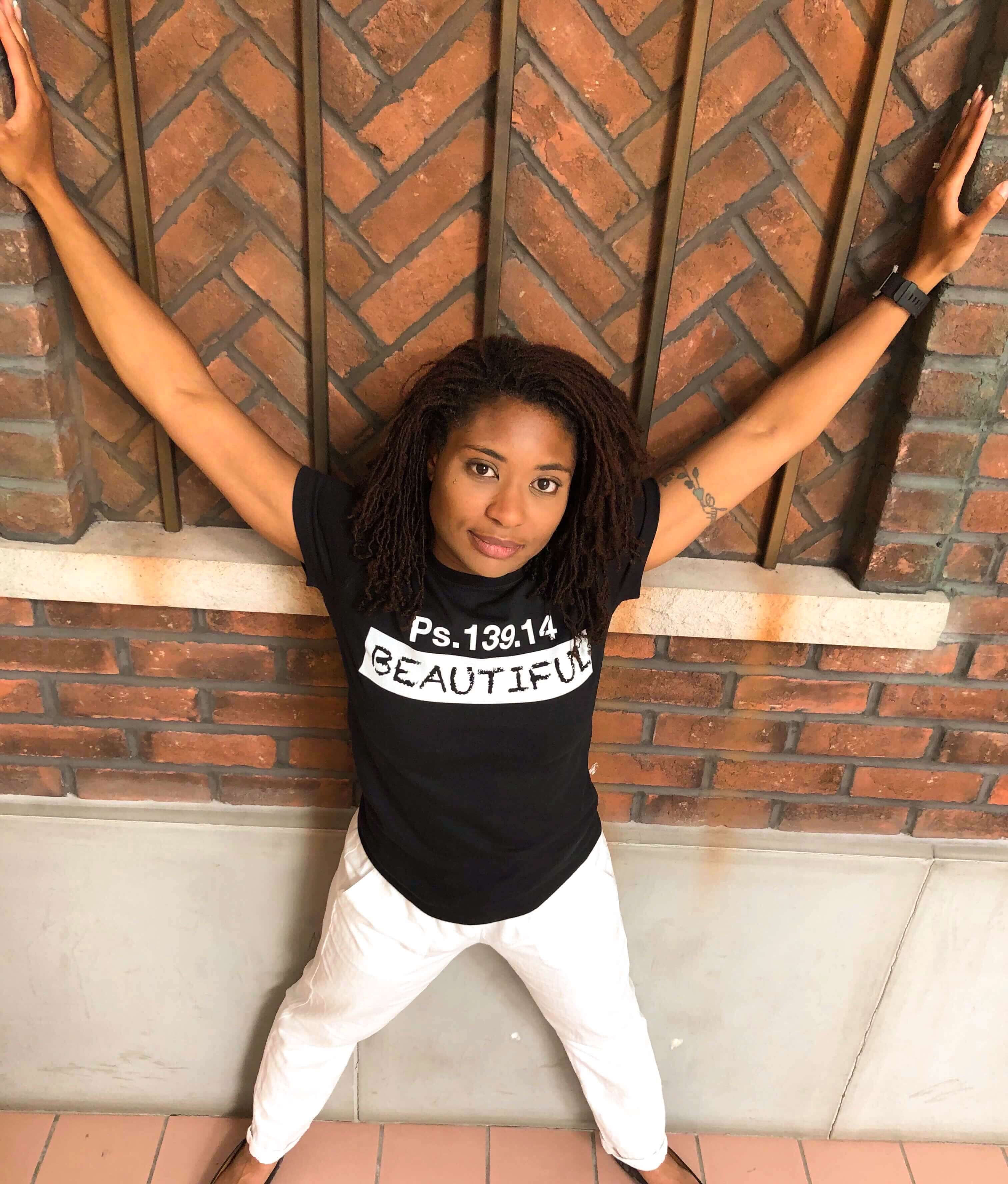 BEAUTIFUL CHALK T-SHIRT