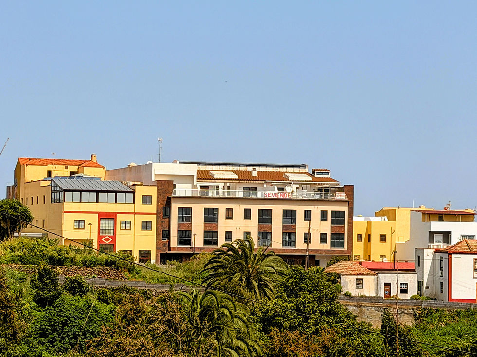 2 Penthouses im Paket: 180° Meer- & Bergblick, riesige Terrassen & Aufzug (komplett barrierefrei)