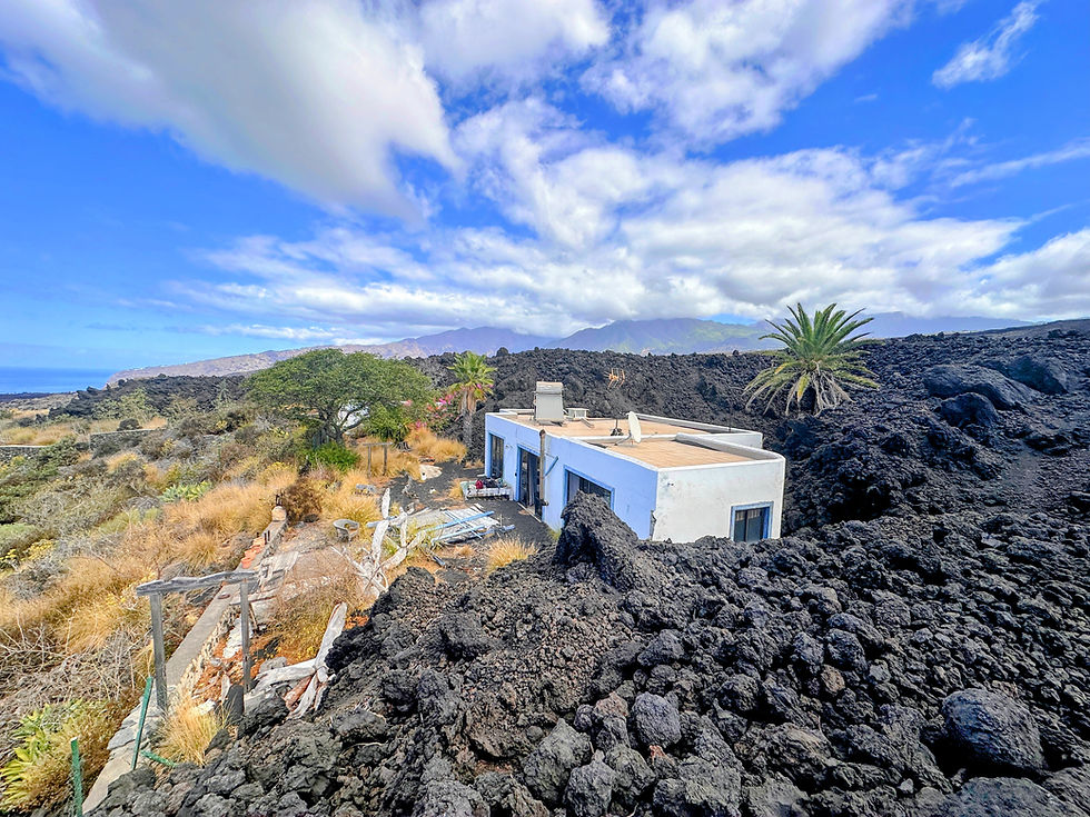 Una casa de artistas entre la lava y el Atlántico: un nuevo comienzo muy especial en La Palma