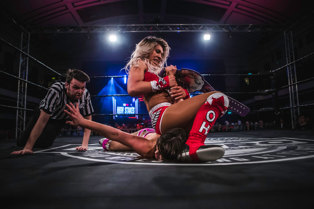 Gisele Shaw returns!