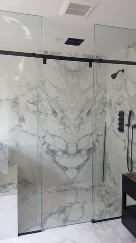 Walk-In Sliding Enclosures