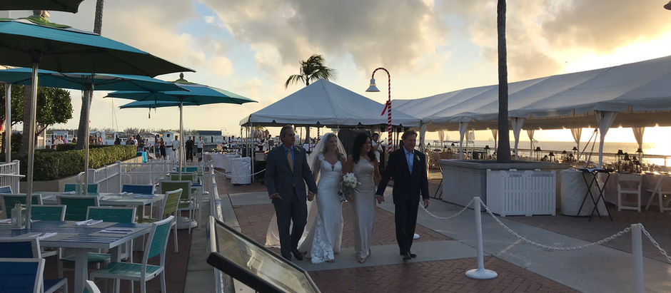 'Tis the Season - For Destination Weddings!