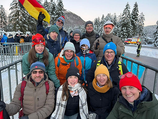 ... diesmal eine Ausfahrt ohne das wir selber auf der Piste unterwegs sind. Wir haben unsere deutschen Biathleten kräftig angefeuert...
