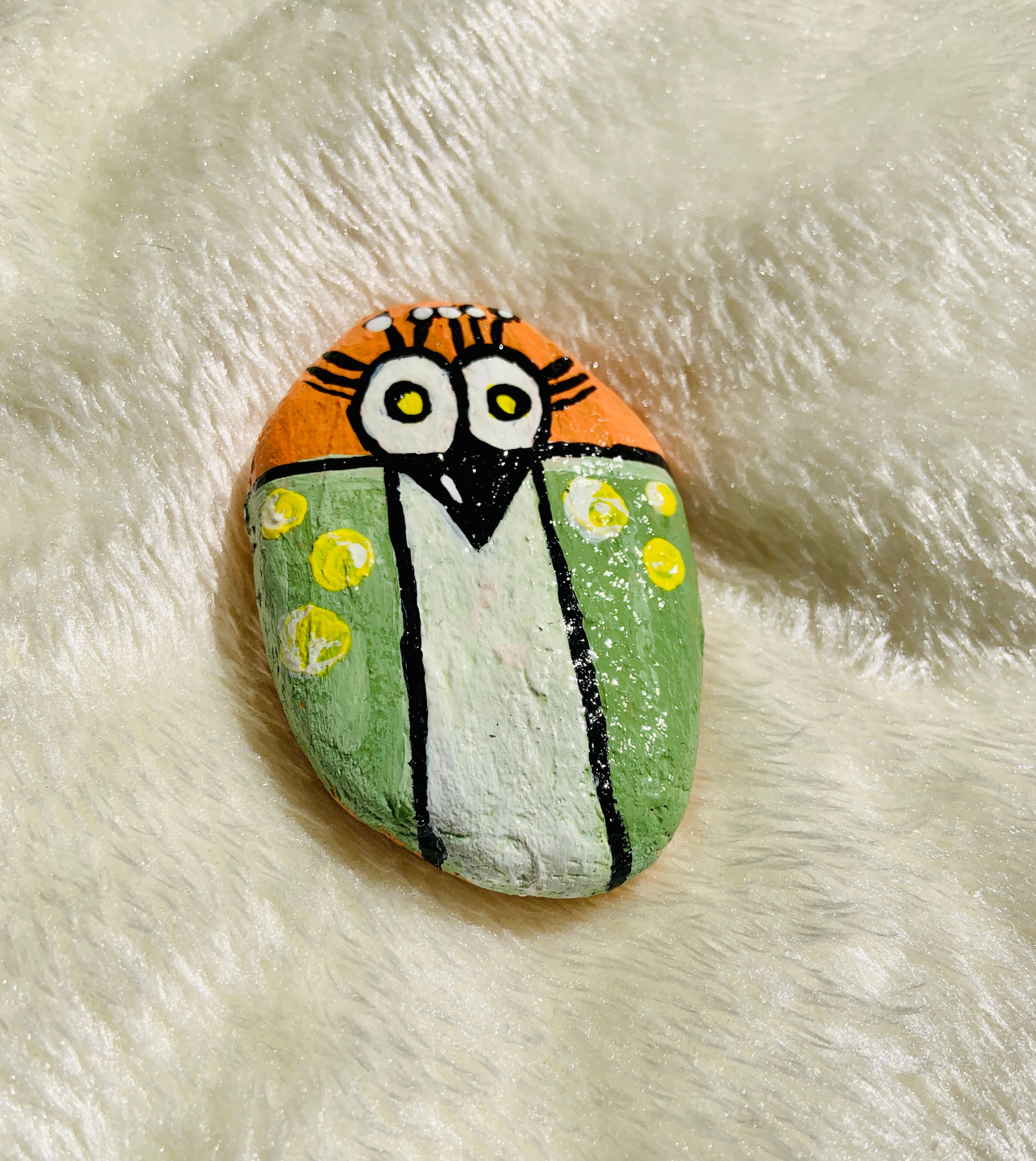 pastel - owl painted pebble