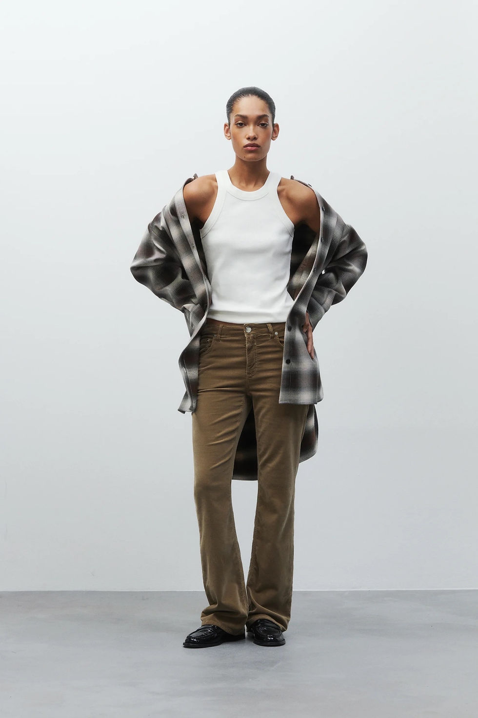 CLOSED - JOVANNA FLARED PANTS - BEIGE