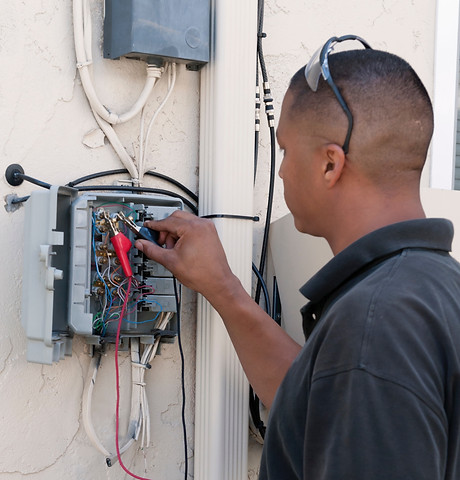 Electrician_edited.jpg